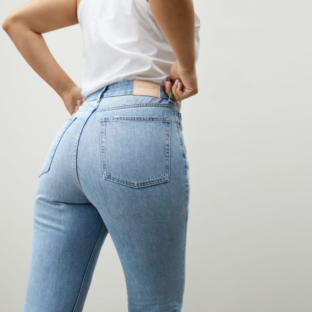 Everlane The Curvy ’90s Cheeky Jean